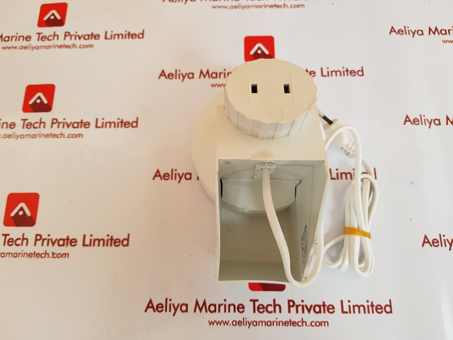 Efbe-schott infrared red lamp for effective pain relief 