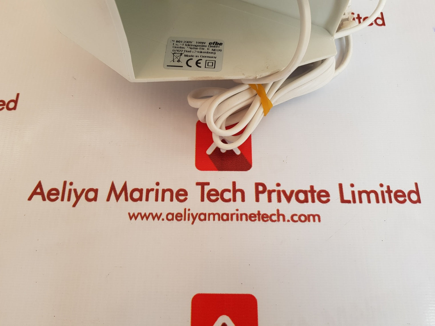 Efbe-schott infrared red lamp for effective pain relief 