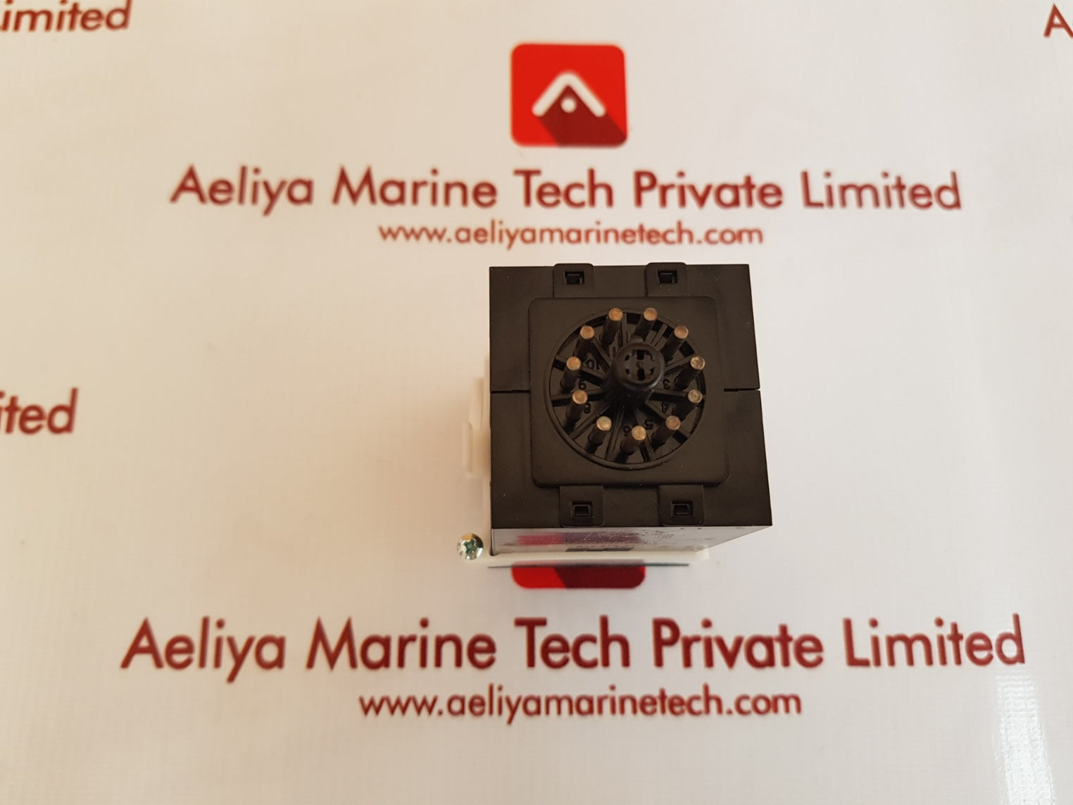 Crouzet tmr48u analog timer 88 886 016 New 