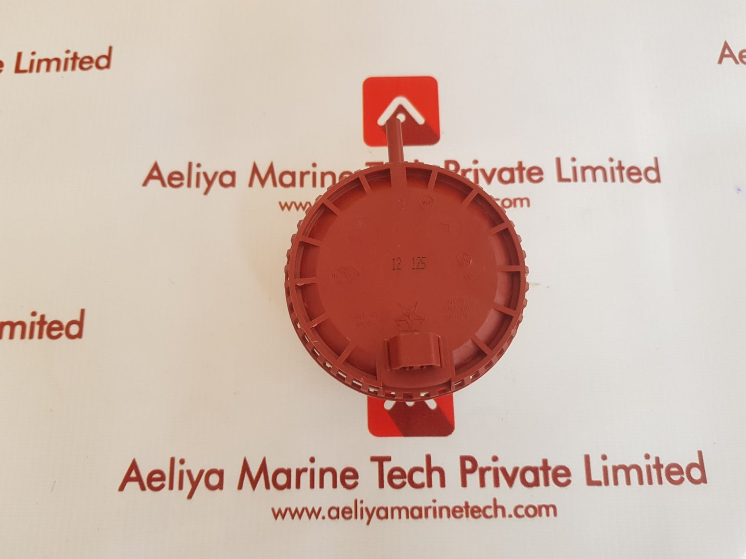 318/10 792038_471885901