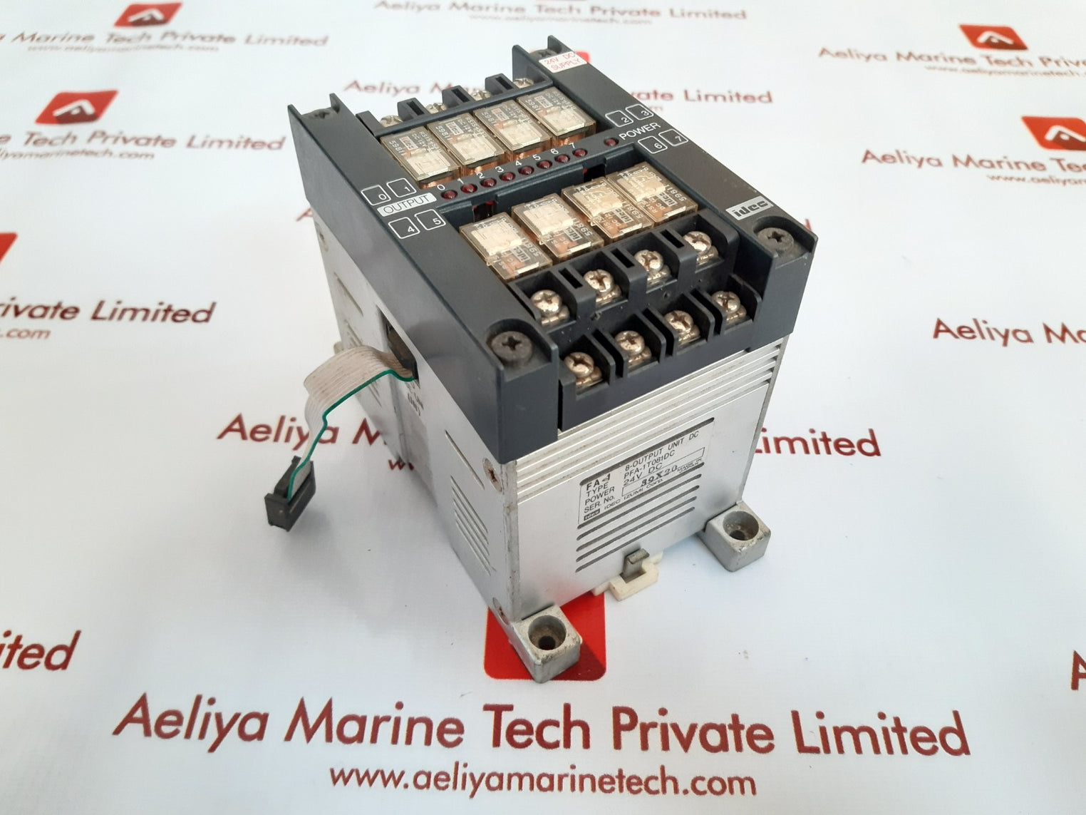 Idec pfa-1 t081dc 8-output unit 