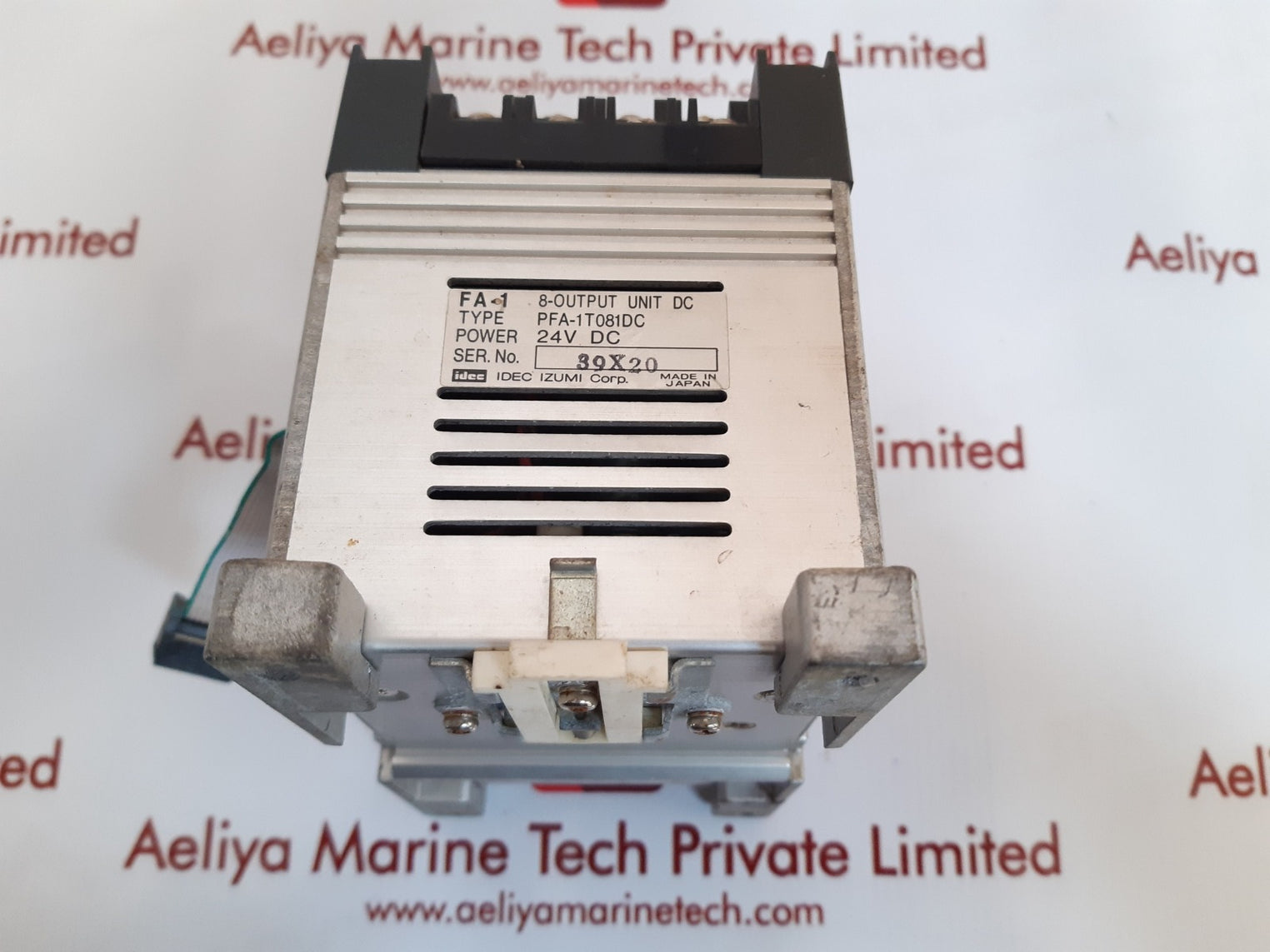 Idec pfa-1 t081dc 8-output unit 