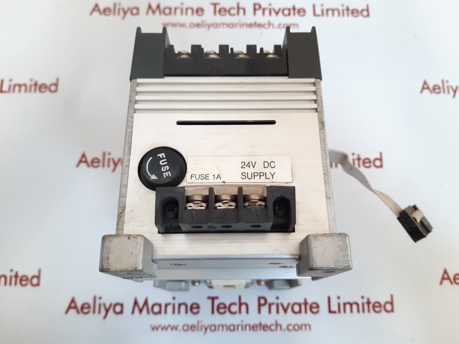 Idec pfa-1 t081dc 8-output unit 