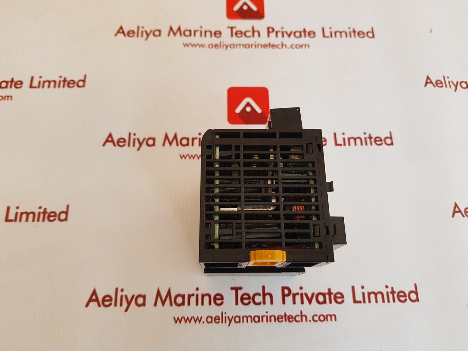 Omron cj1w-pd025 power supply unit