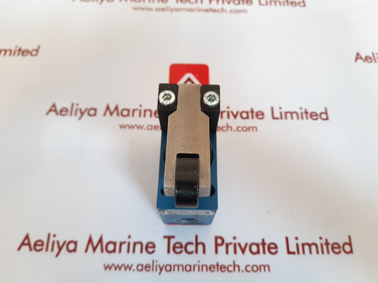 Aventics /Rexroth 3630070010 pneumatic directional valve 