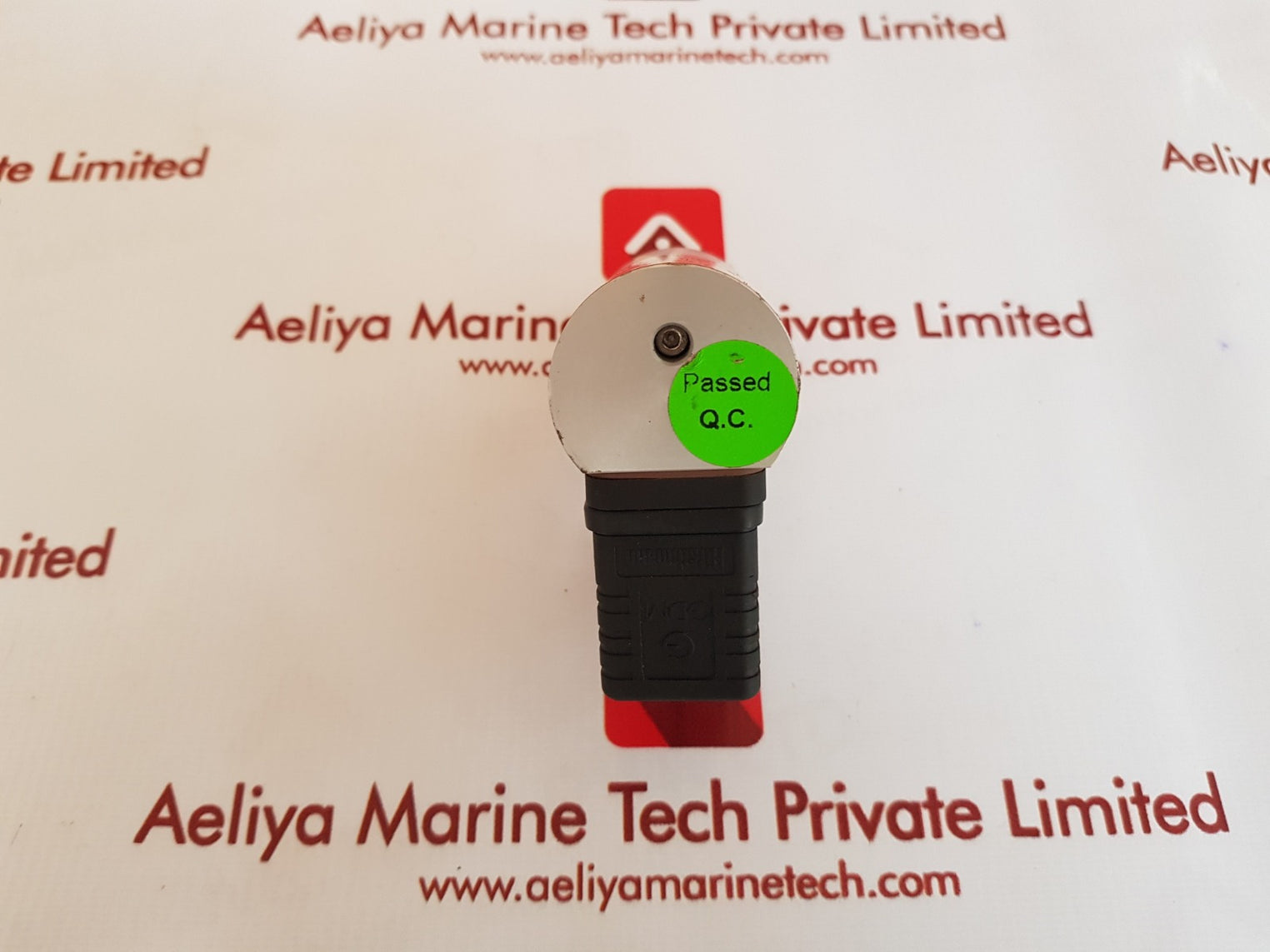 Beta b2-p504h-bxb-p2-bg-x1 pressure & temperature switche