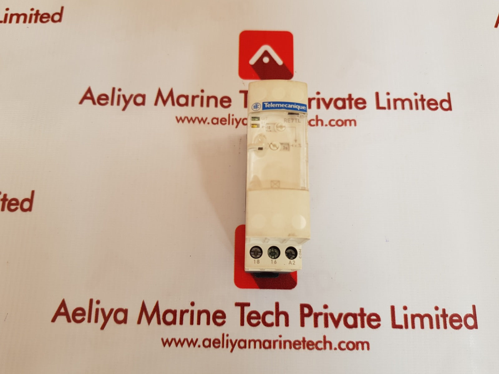 Telemecanique re7tl11bu on delay timer relay 