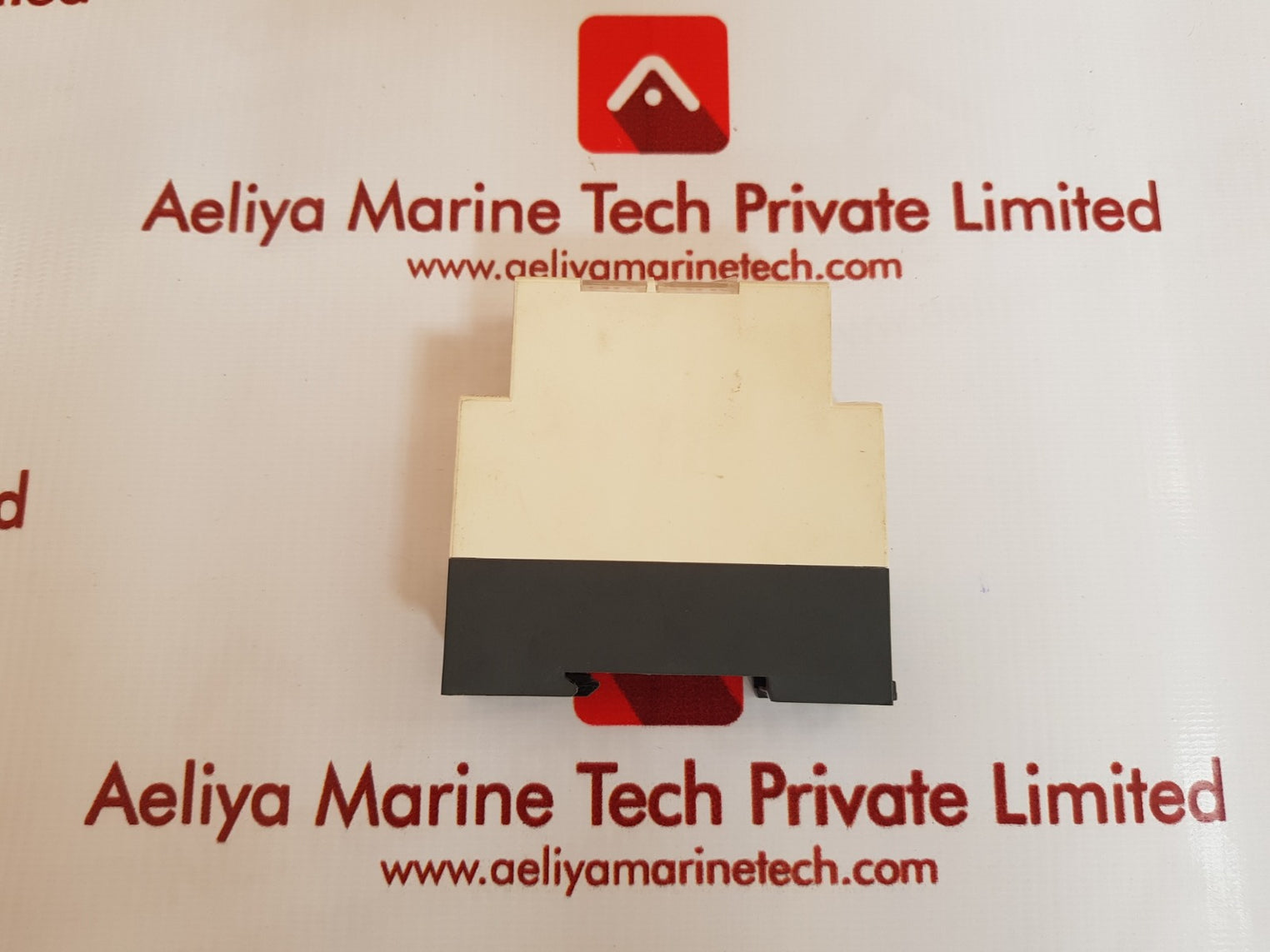 Telemecanique re7tl11bu on delay timer relay 