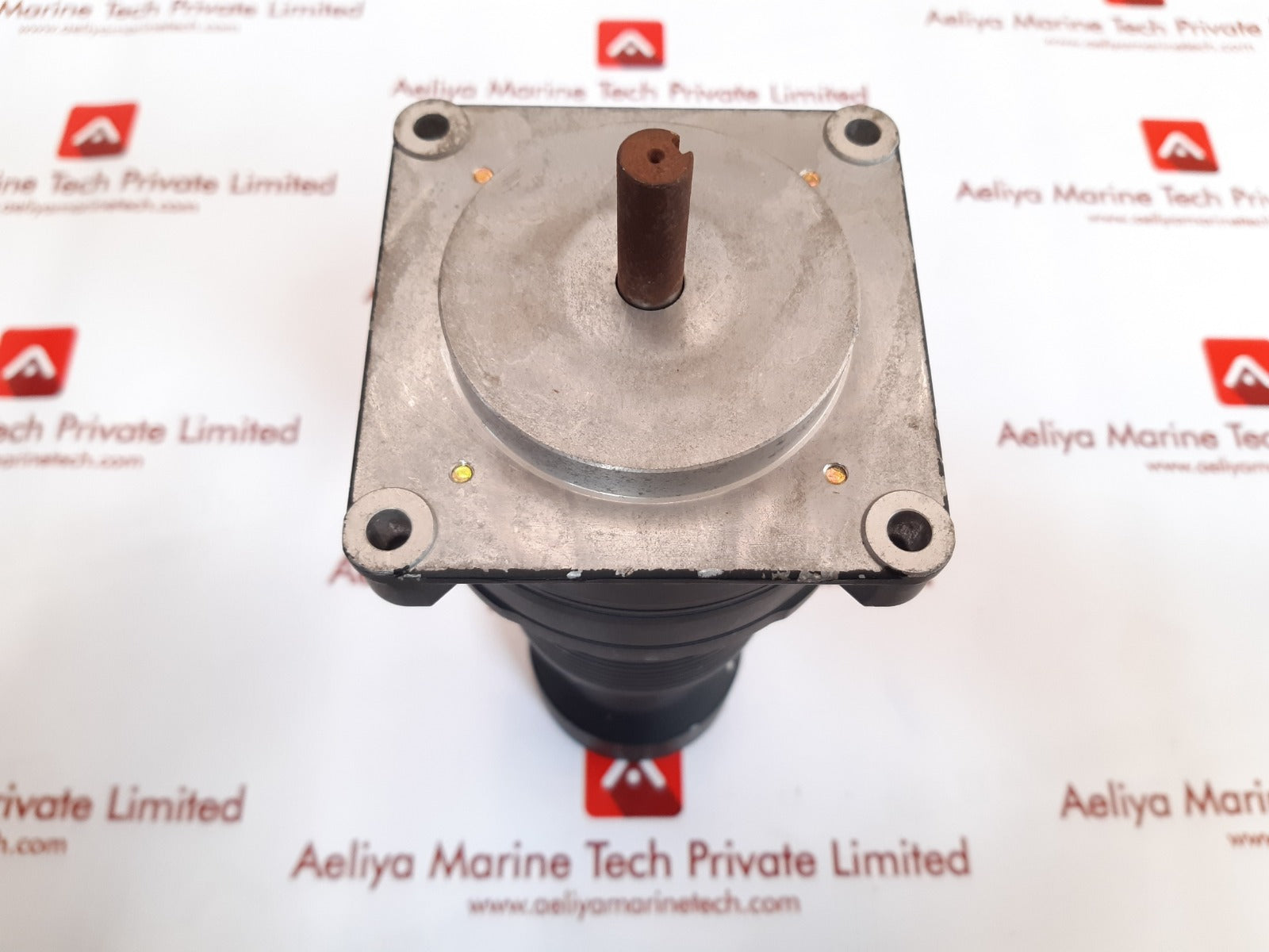 Kawasaki est-10a2s-001 servo motor-generator