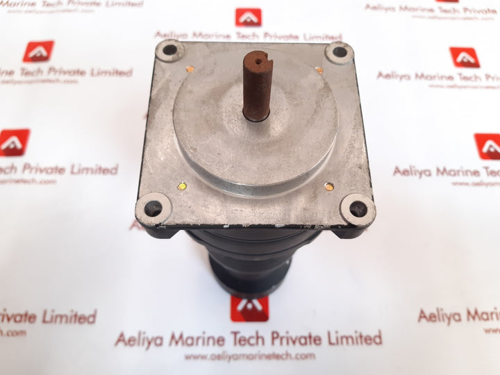Kawasaki est-10a2s-001 servo motor-generator