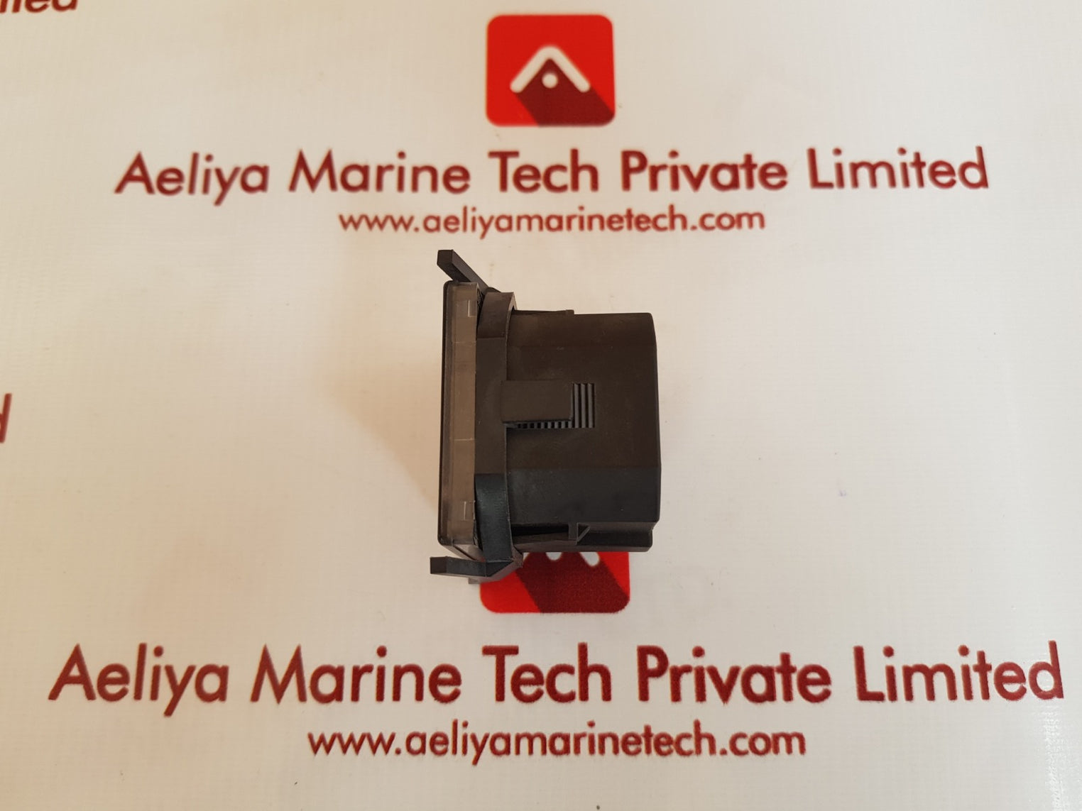 220-240v 60hz ip-40 hour meter 