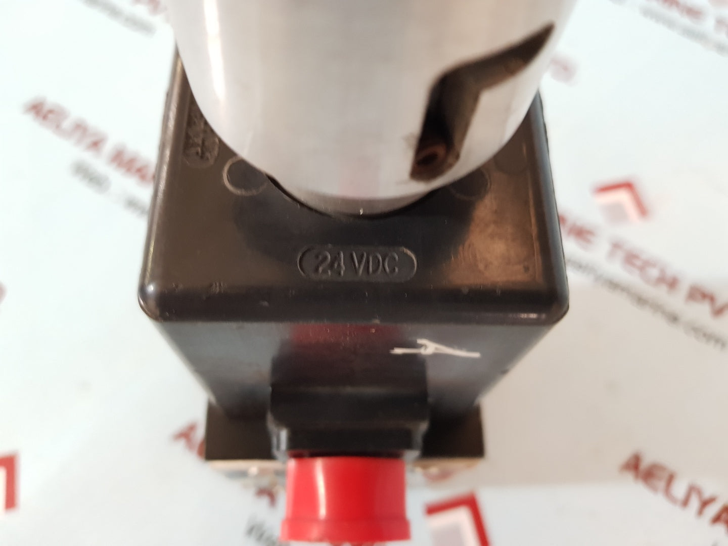 Parker d3w 20 h jj 23x803 cl directional control valve