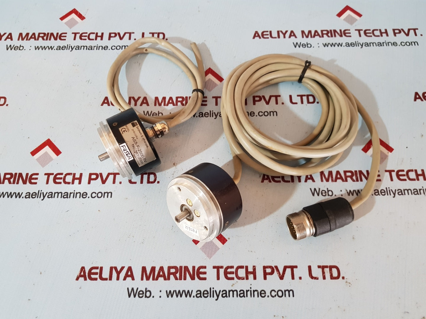 Brown & sharpe a58-f-2500-5v encoder