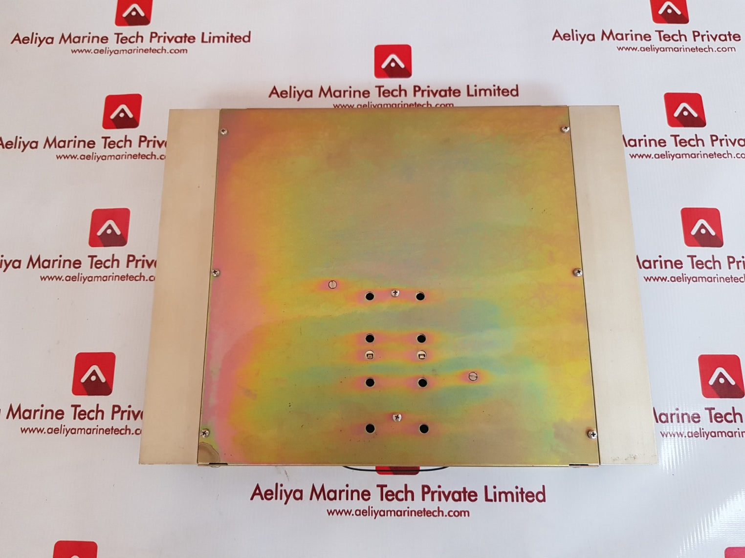 t65800823-6 rev.A 120358/3