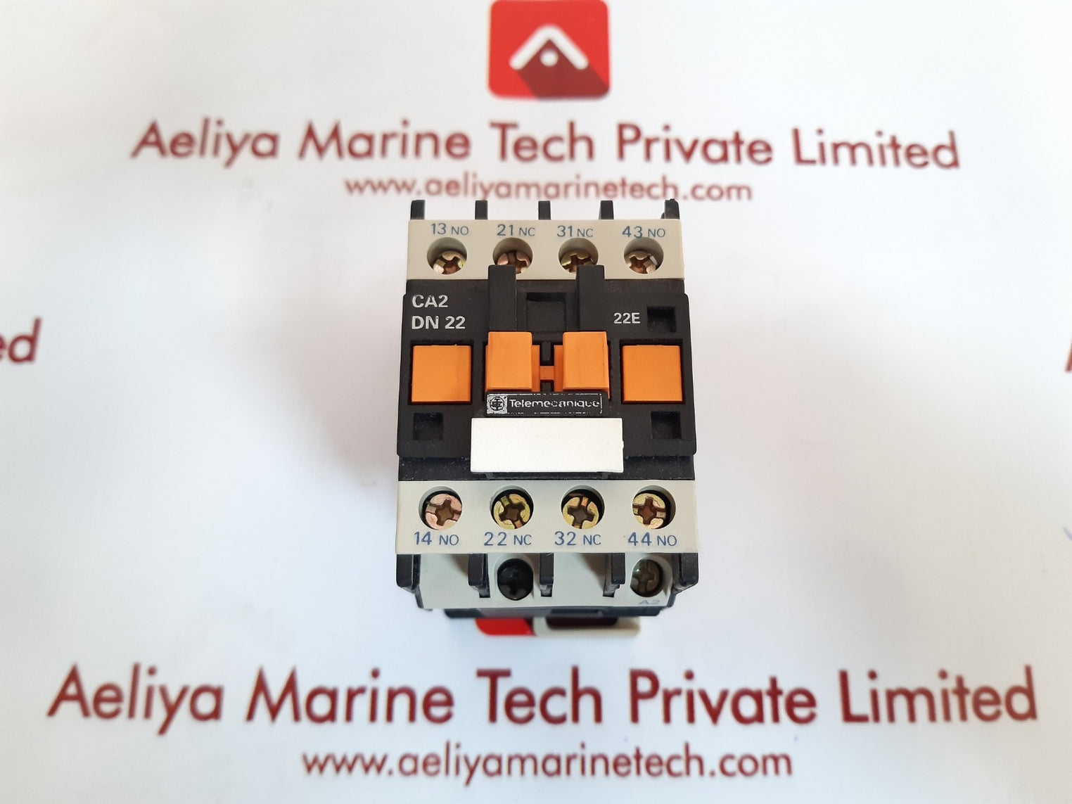 Telemecanique ca2 dn22 control relay 220-230v 50hz / 220-240v 60hz