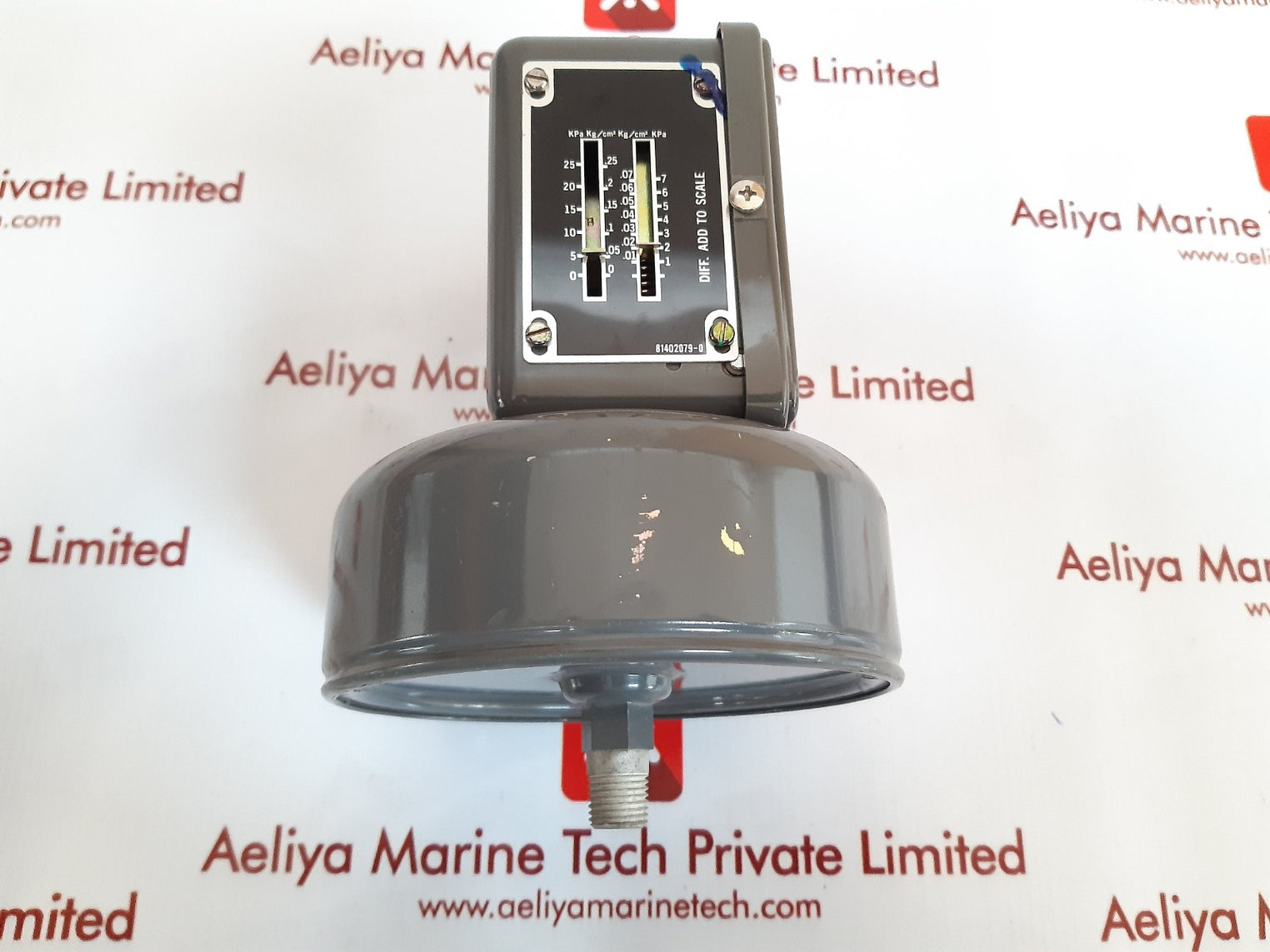 Yamatake-honeywell l408b1180 pressure controller vaporstat 81402079-0