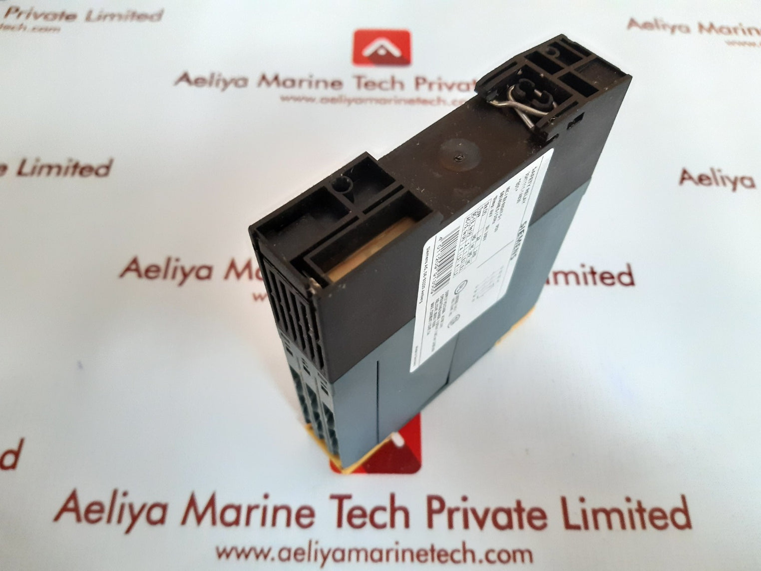 siemens 3sk1111-1ab30 safety relay