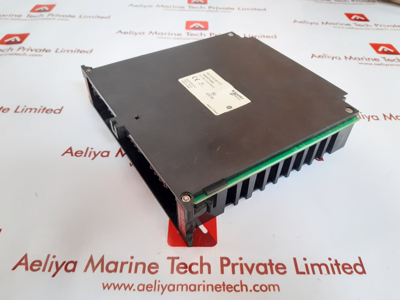 Schneider tsxdst1635 digital output module      