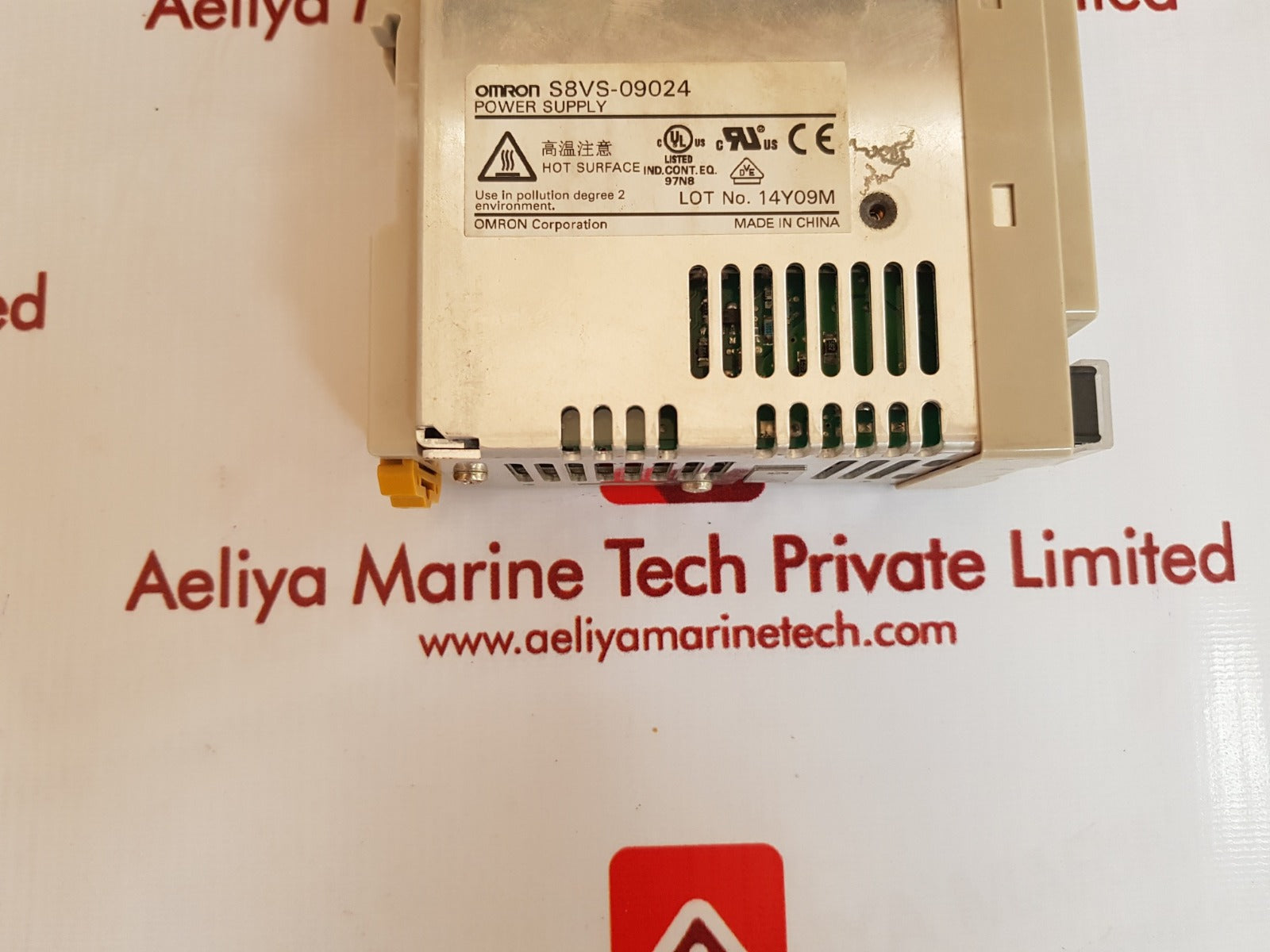 Omron s8vs-09024 power supply 100-240v 2.3a