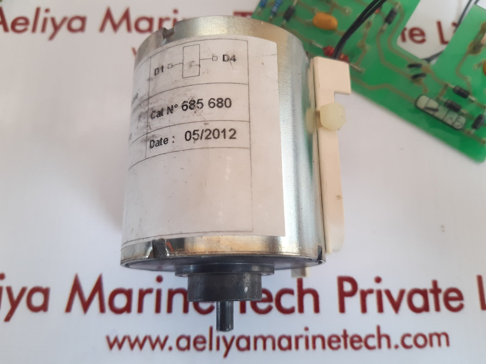 Schneider electric mn-u under voltage release for masterpact circuit breaker 685 680