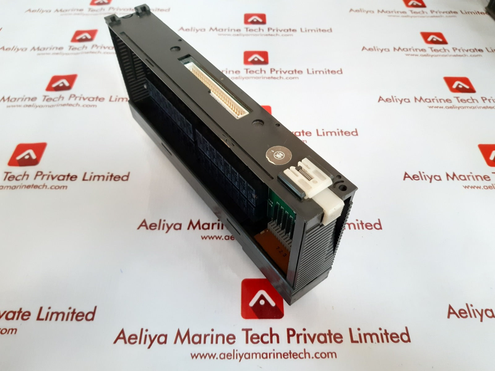 Mitsubishi ay13 relay output module