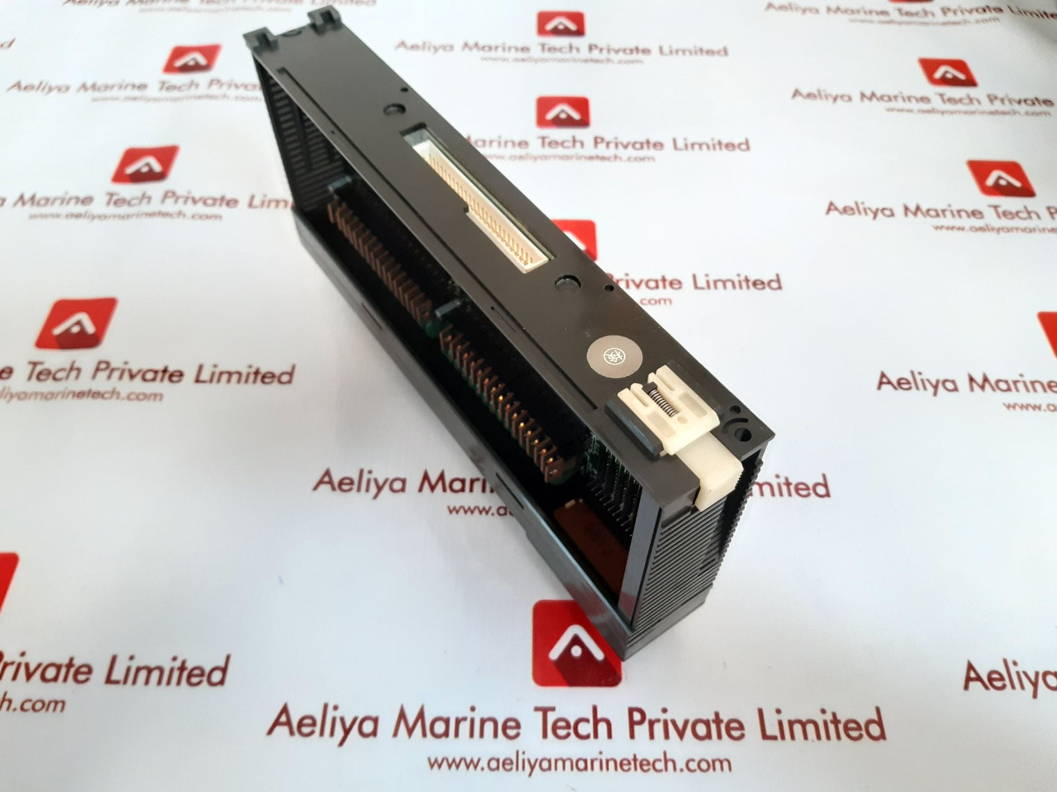 Mitsubishi ay81 programmable controller