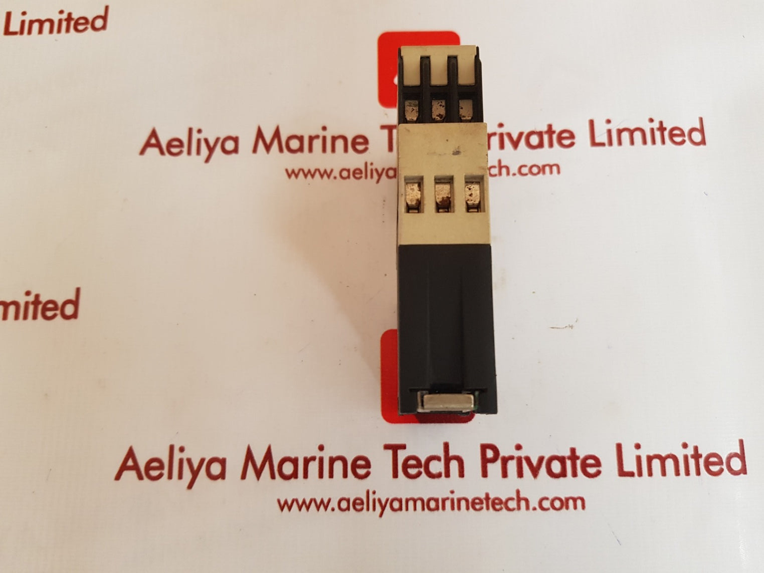 Telemecanique re4 my 13mw time delay relay 