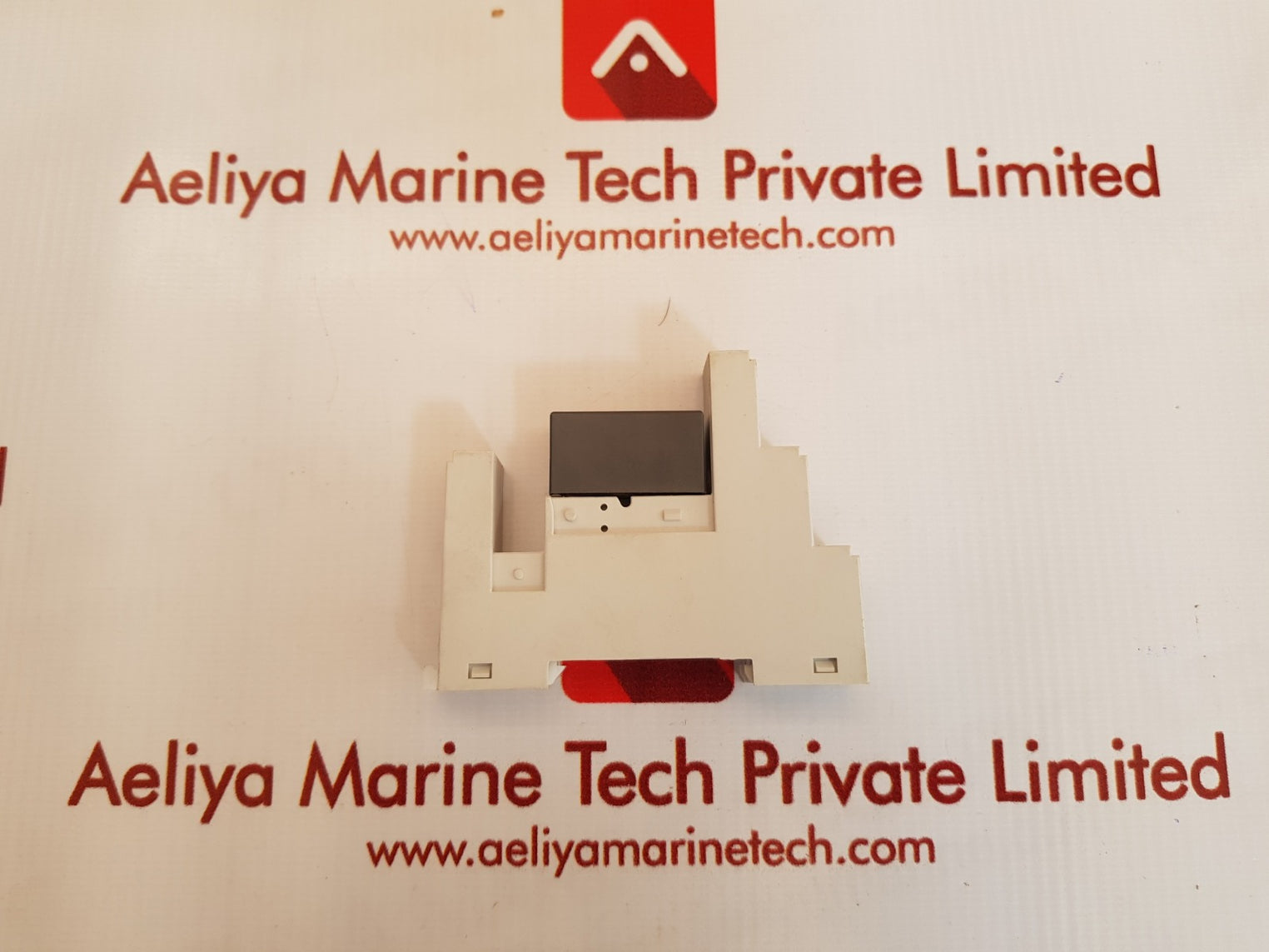 Abb cr-p024dc2 pluggable interface relay 1svr405601r1000