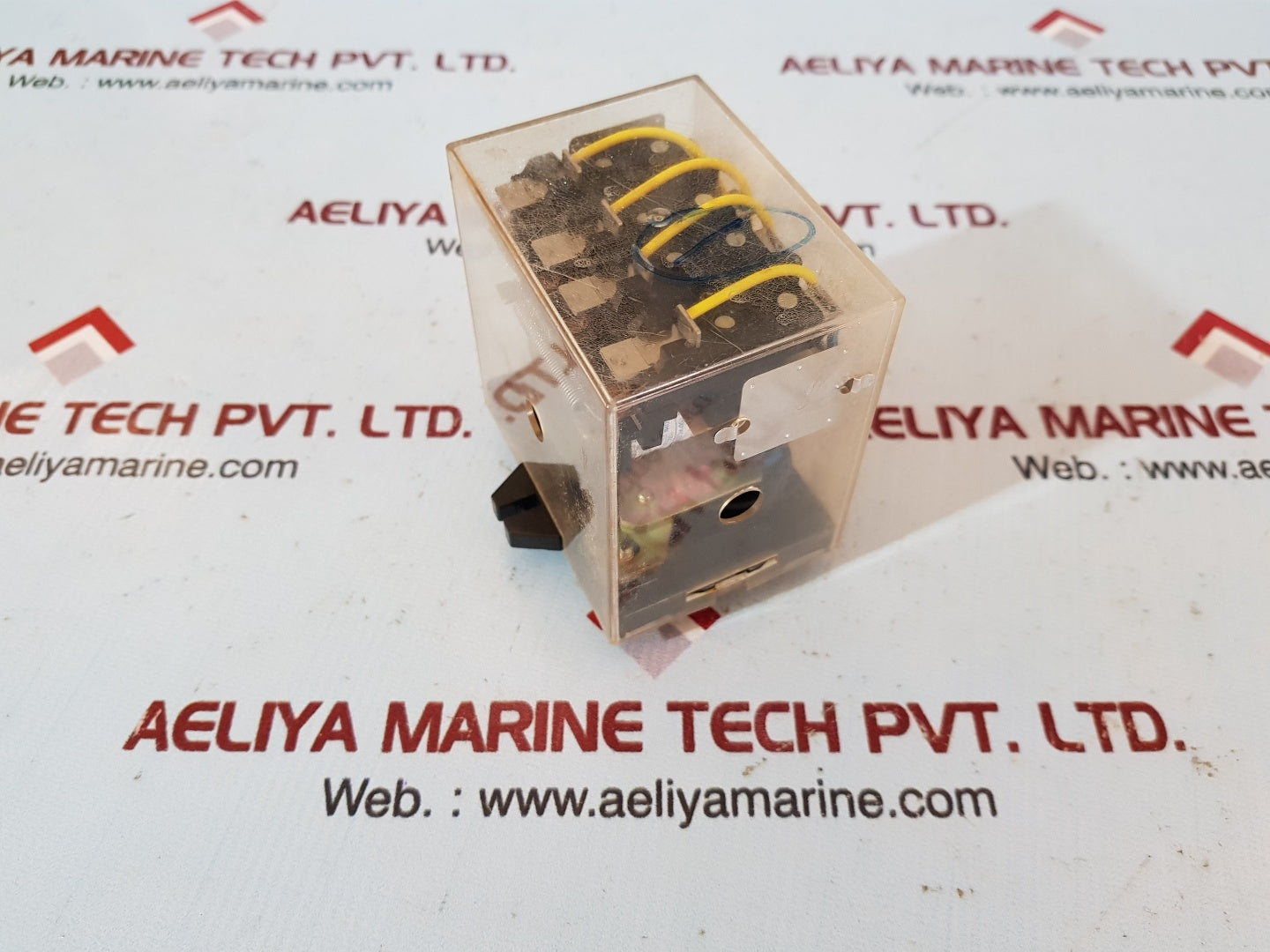 Omron Mm4Xp Power Relay 100Vac 50Hz