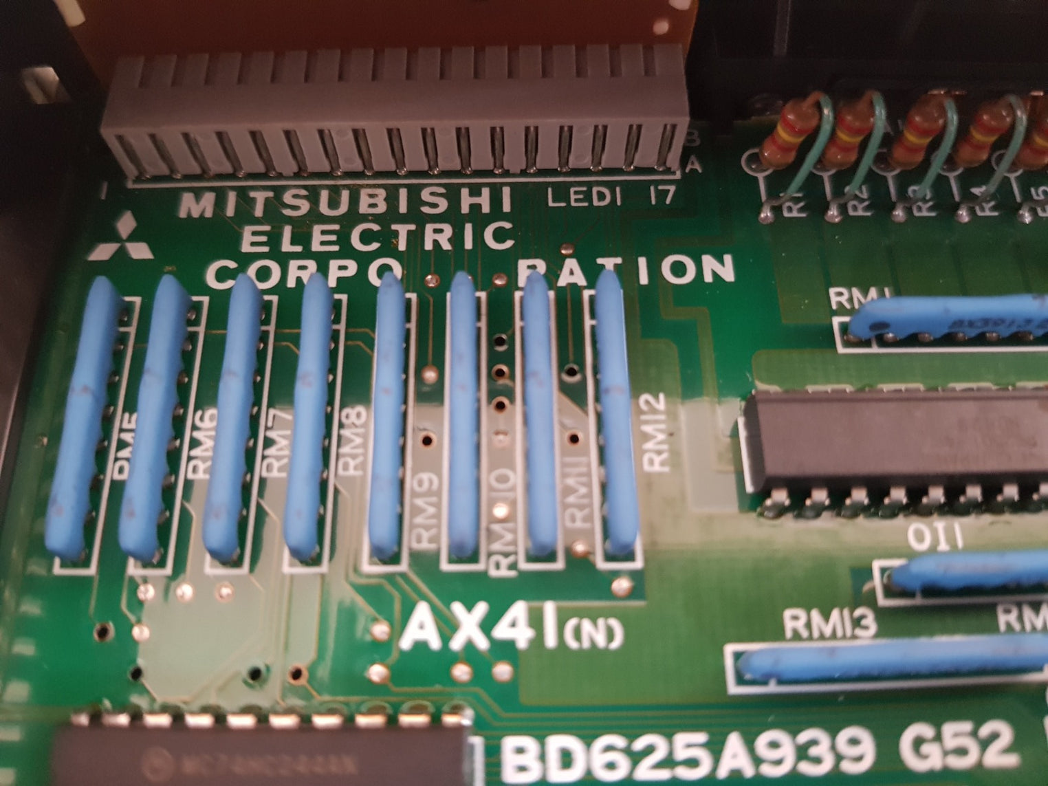 Mitsubishi ax41 programmable controller