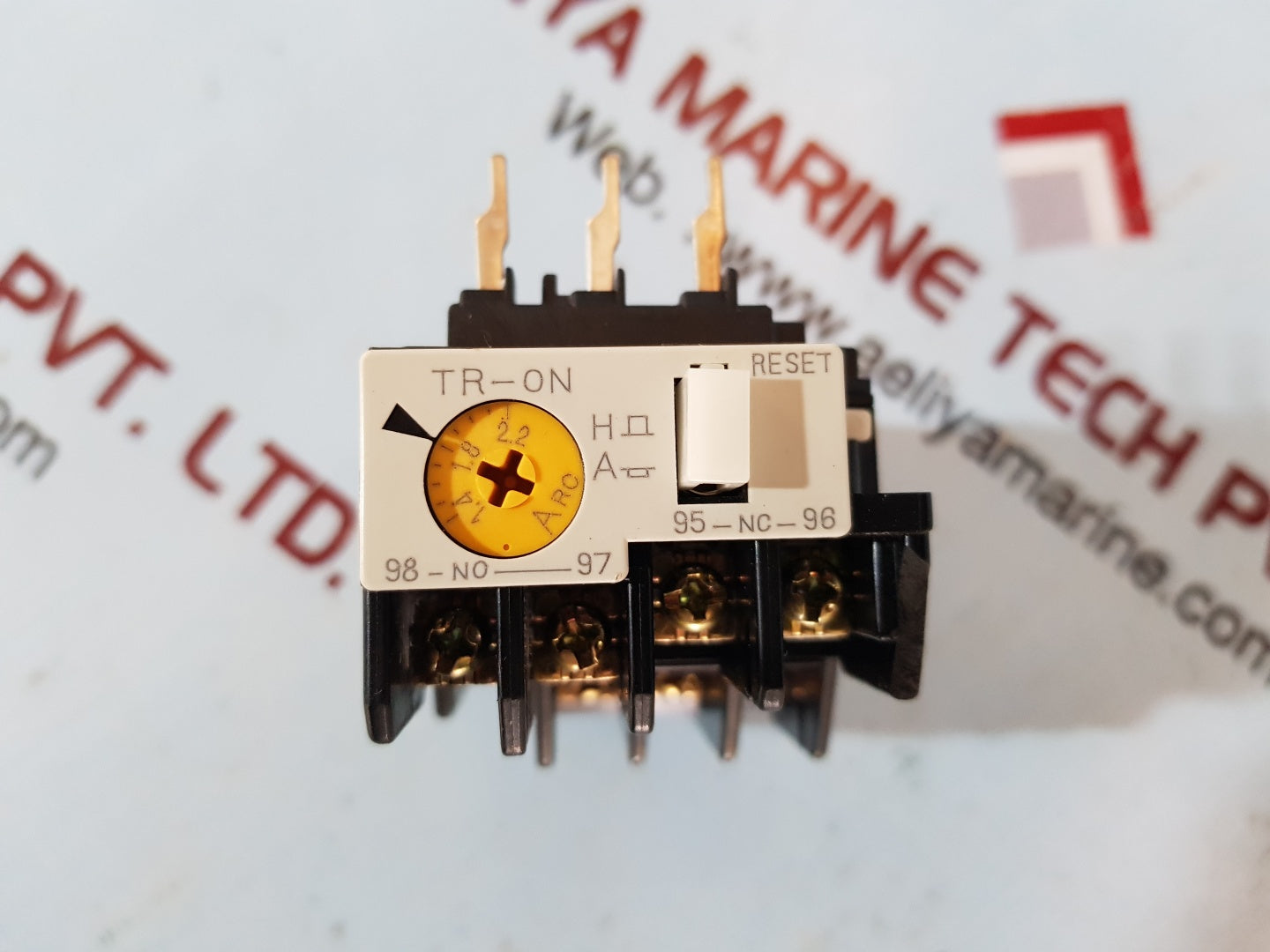 Fuji electric tr-on magnetic switch