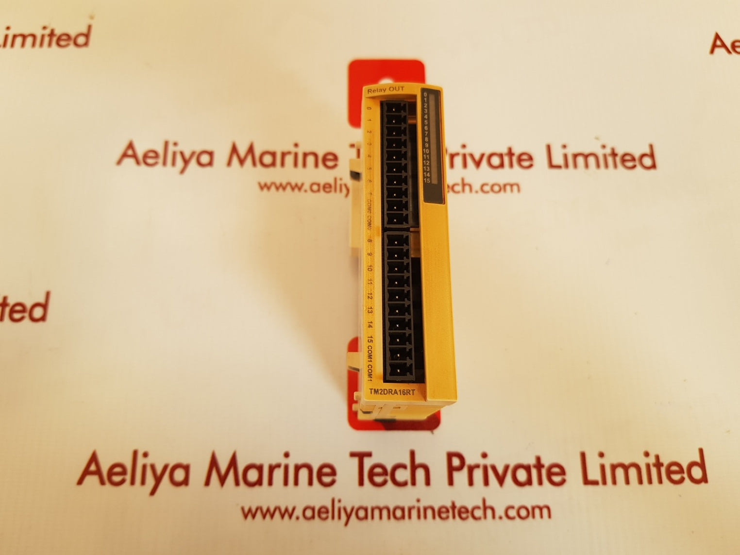 Schneider electric tm2dra16rt output module 