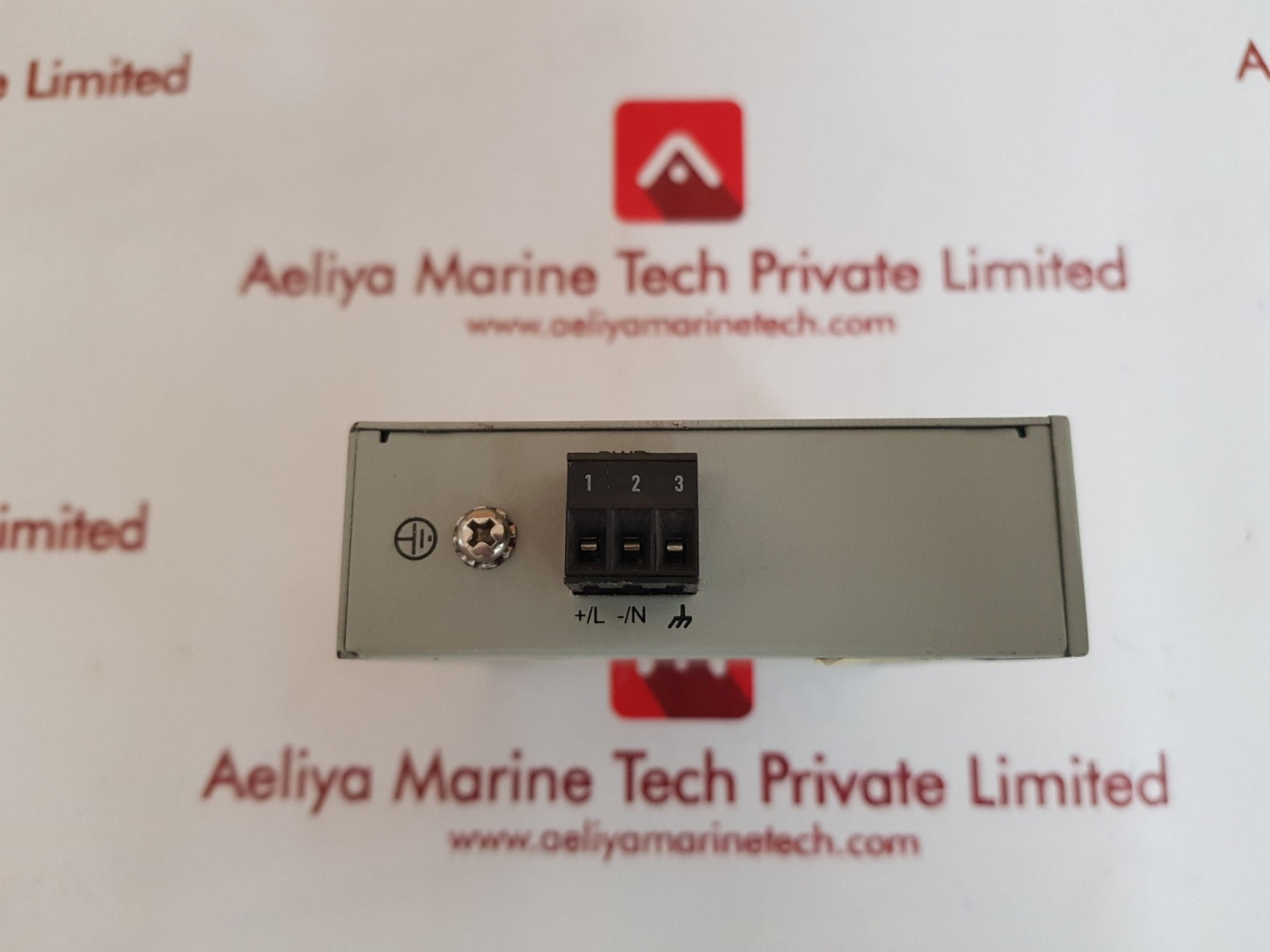 Allen-bradley  1783-us5t stratix-2000 ethernet switch