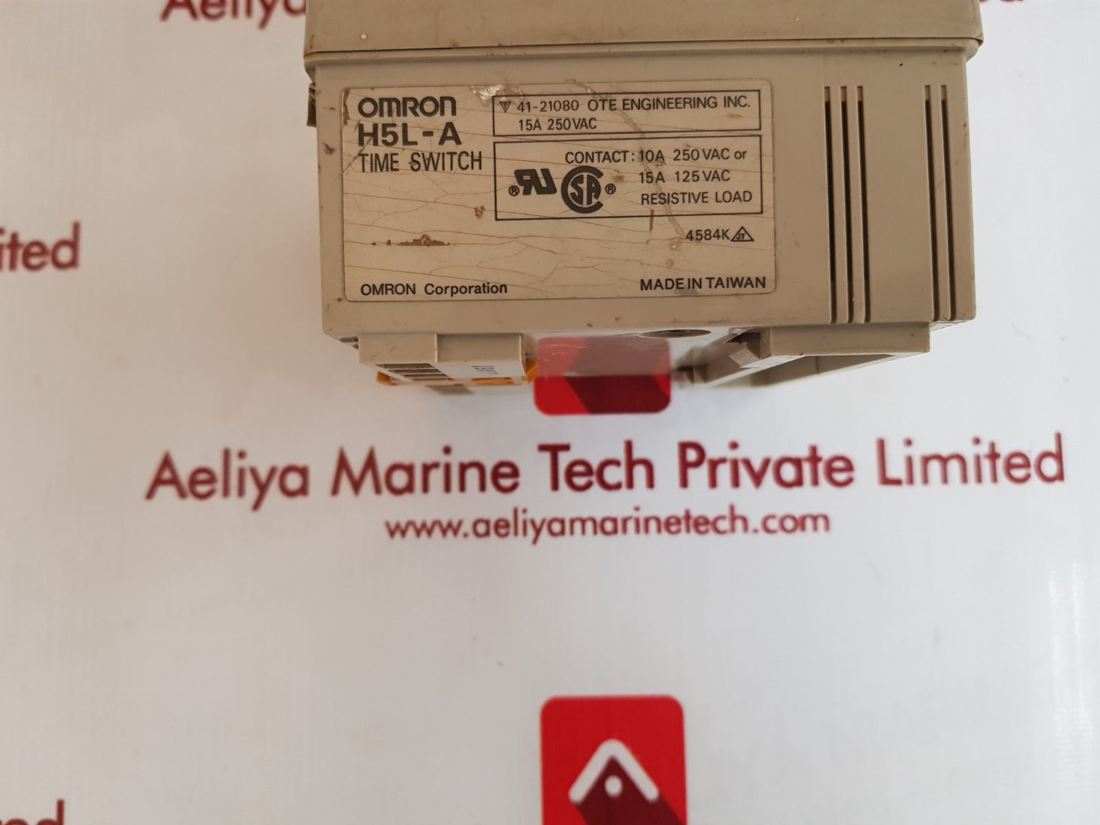 Omron h5l-a time switch 10a 250 vac or 15a 125 vac