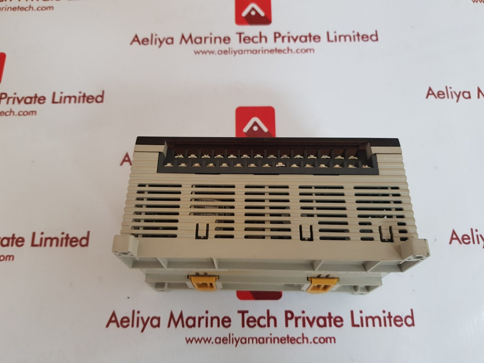 Omron cpm1a-40cdr-a-v1 programmable controller