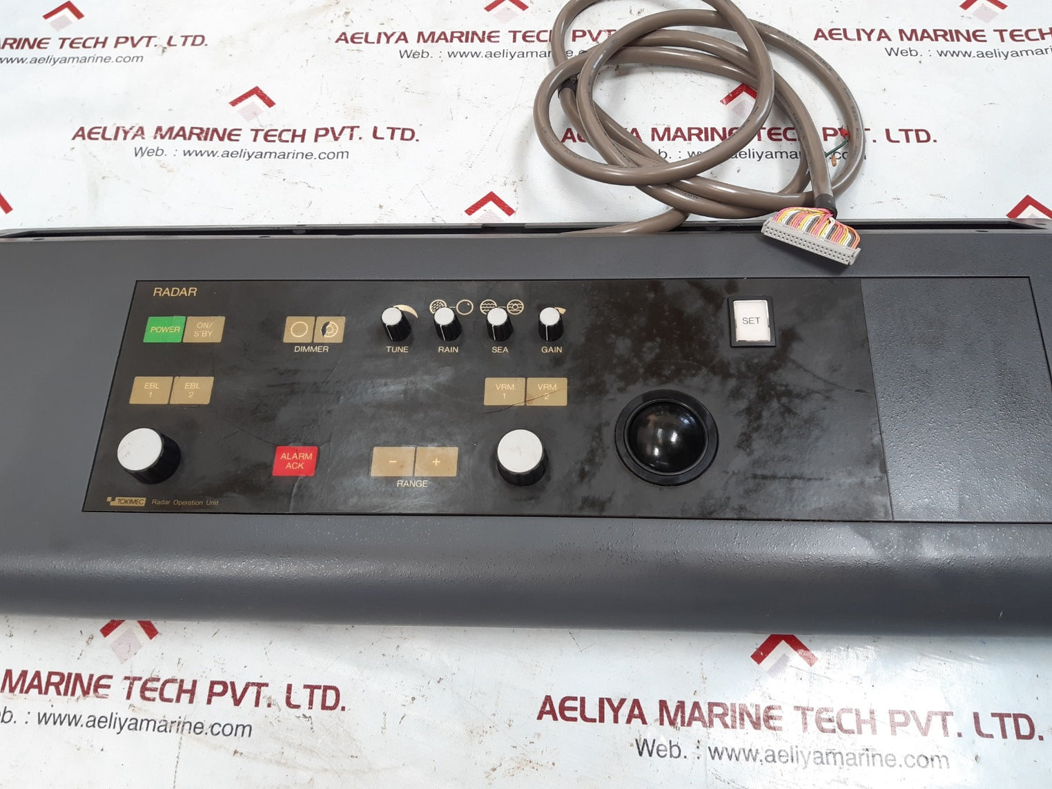 Radar operation unit ball keyboard