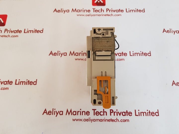 Omron cqm1-od212 output unit