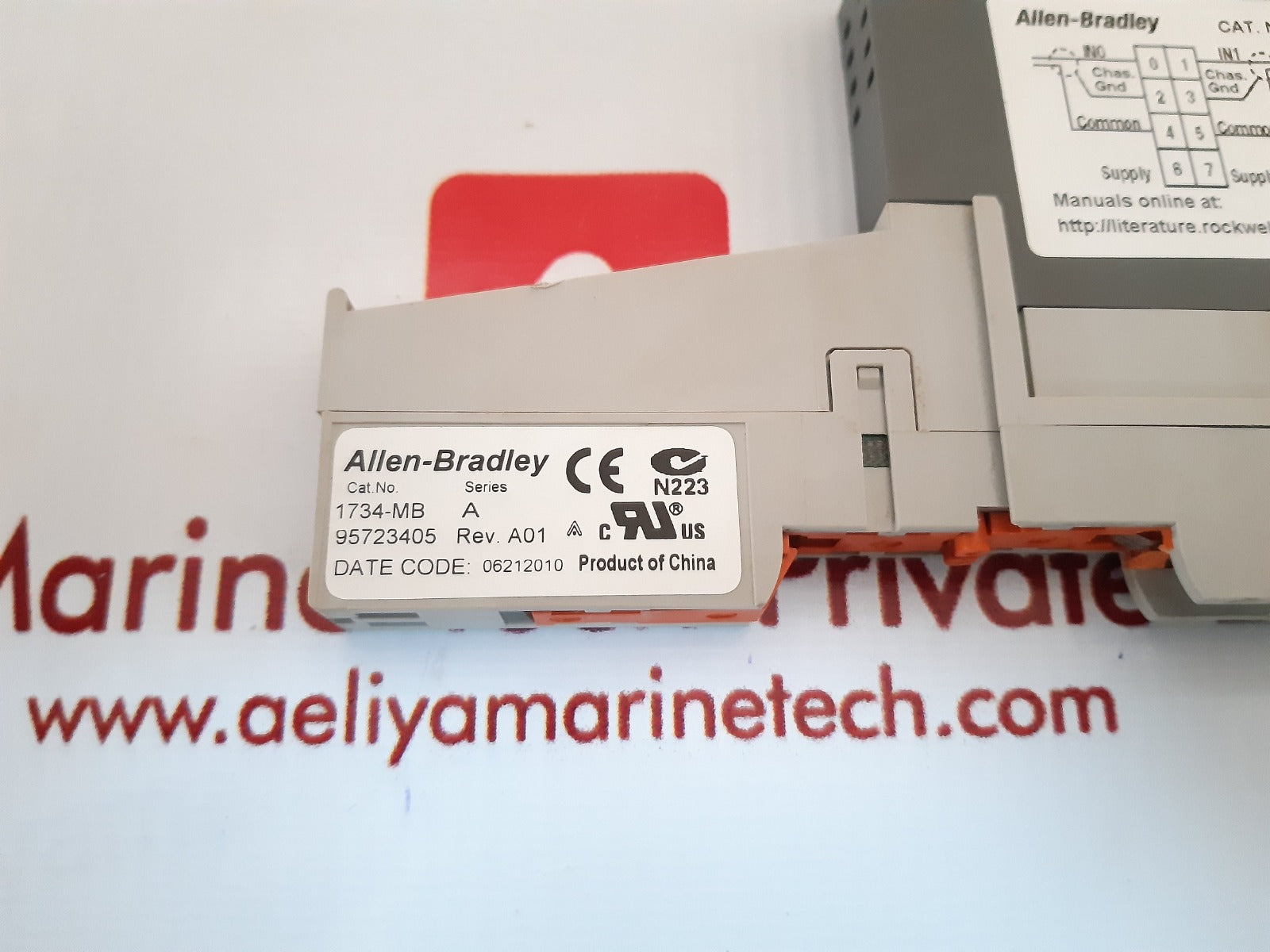 Allen-bradley 1734-ie2v ser.c input module with 1734-mb ser.a mounting base 