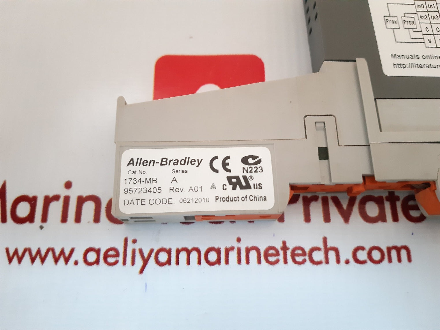 Allen-bradley 1734-ib4 ser.c input module with 1734-mb ser.a mounting base 