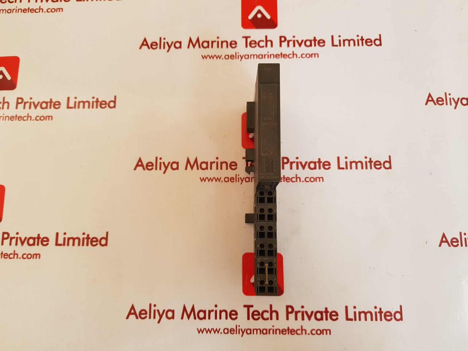 Siemens simatic s7 6es7 131-4bf00-0aa0 digital output module 