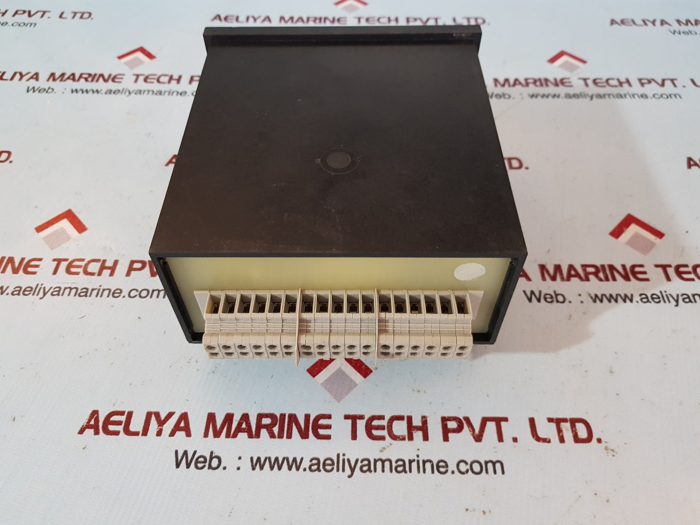 Bender e 307 insulation monitor