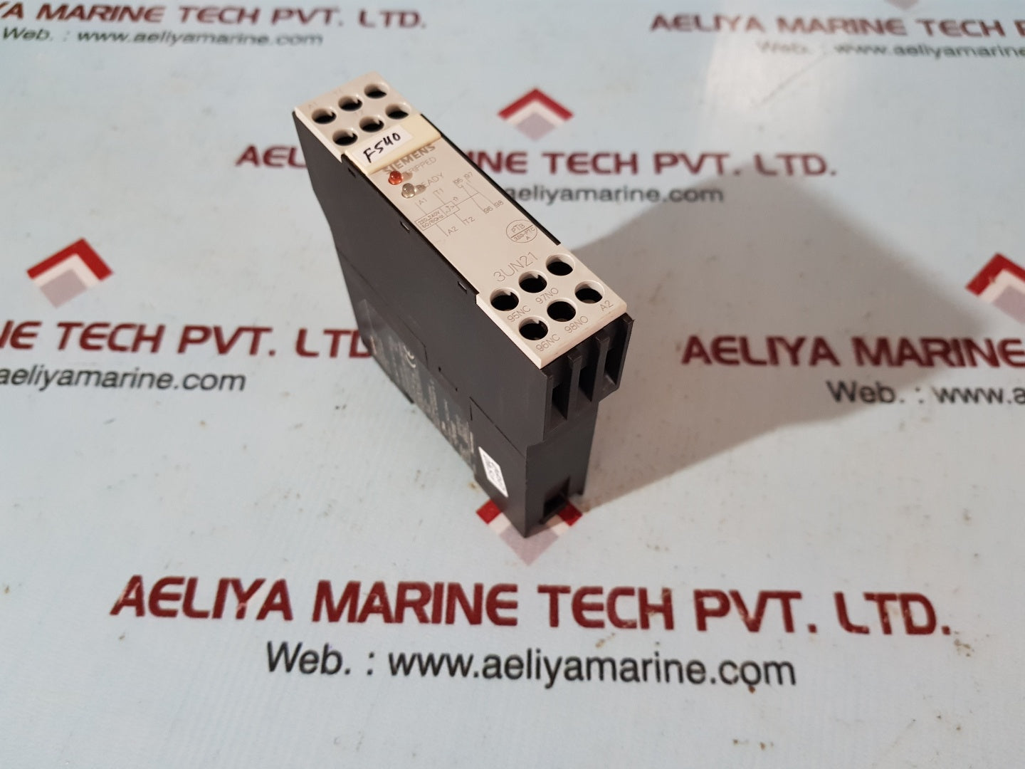 Siemens 3un2100-0an7  thermistor protection relay