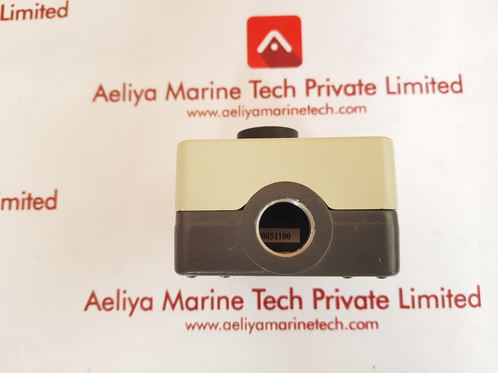 Siemens 3sb08 push-button station