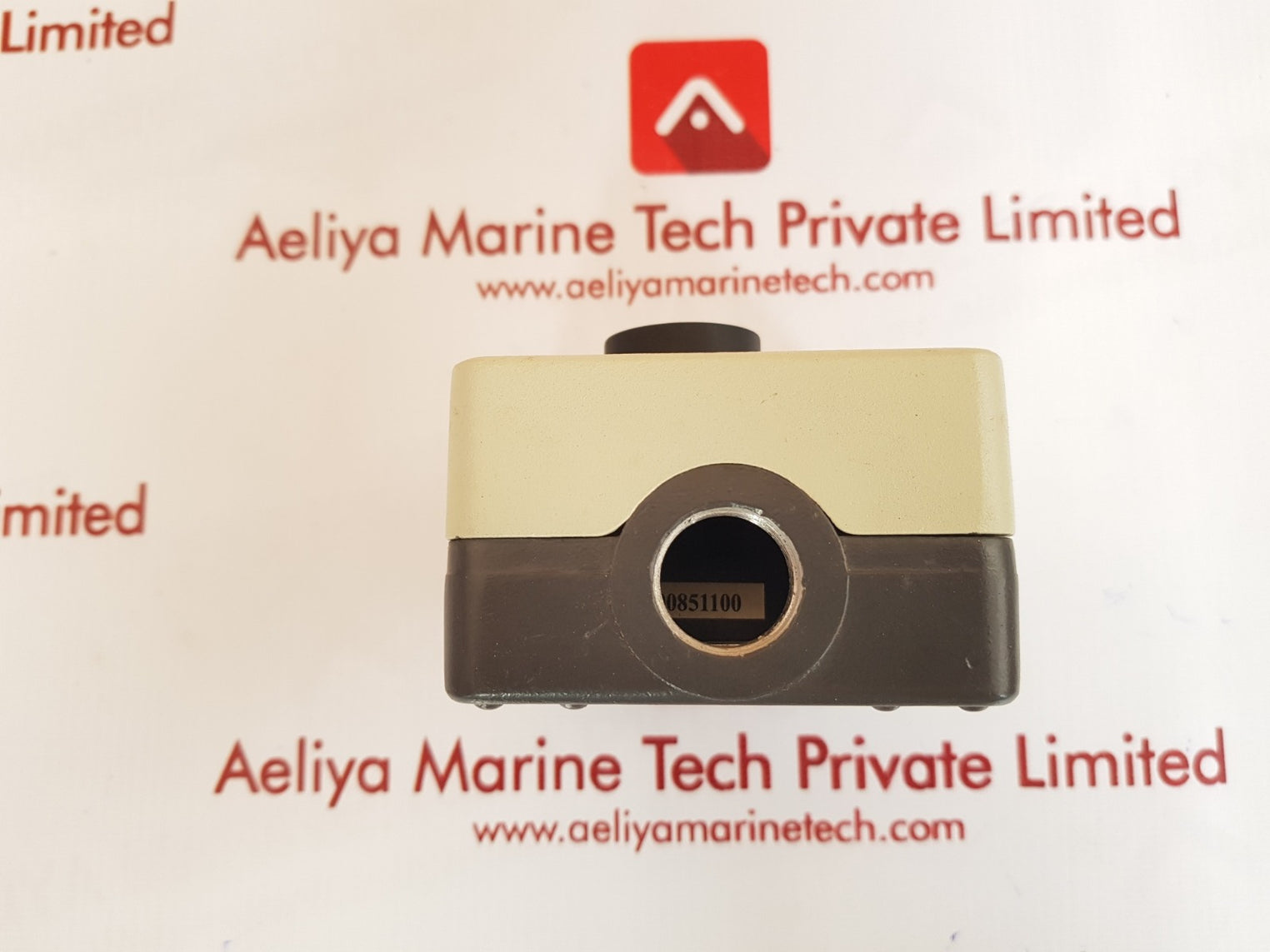 Siemens 3sb08 push-button station