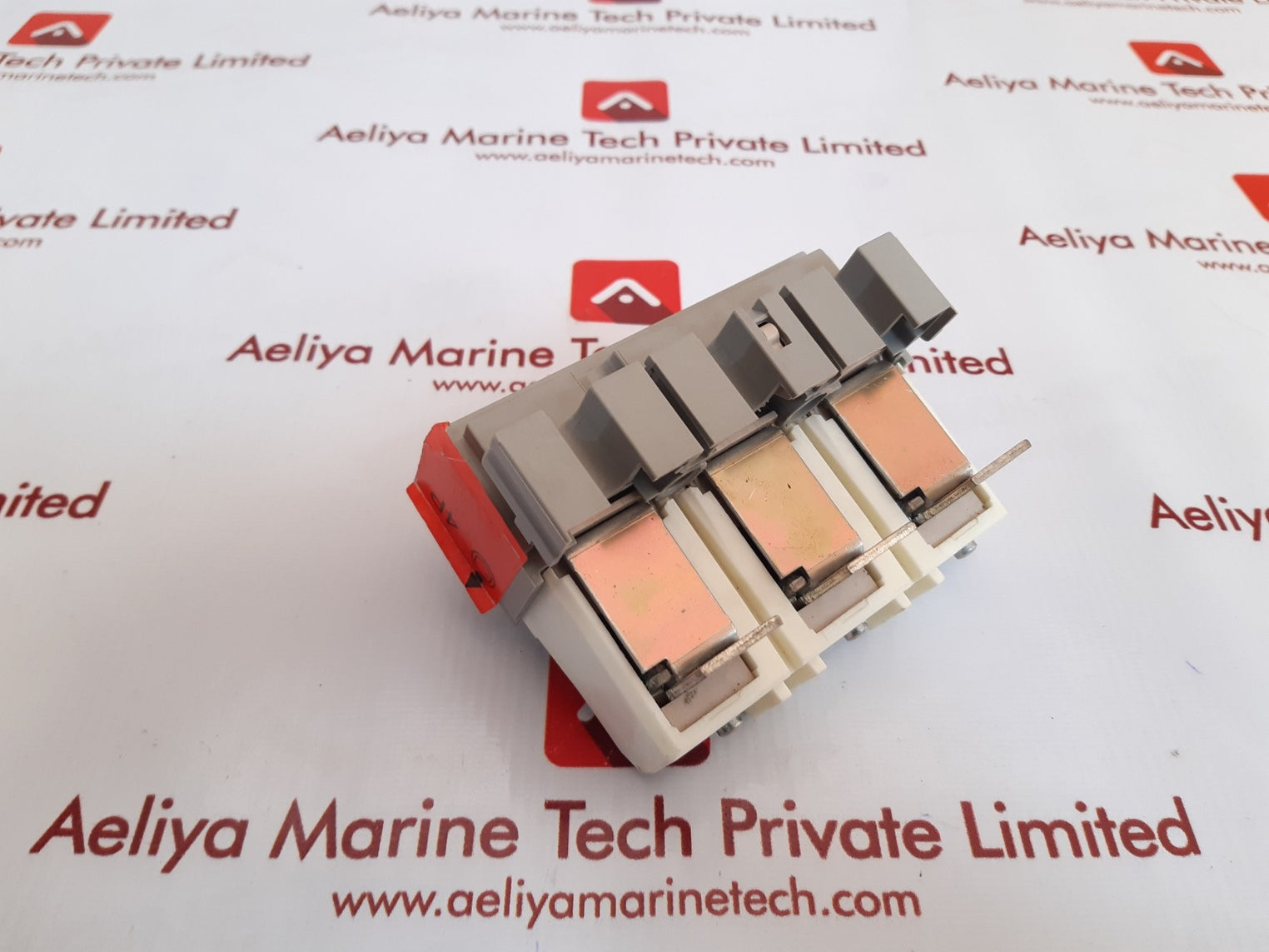 Merlin gerin tm63d compact trip