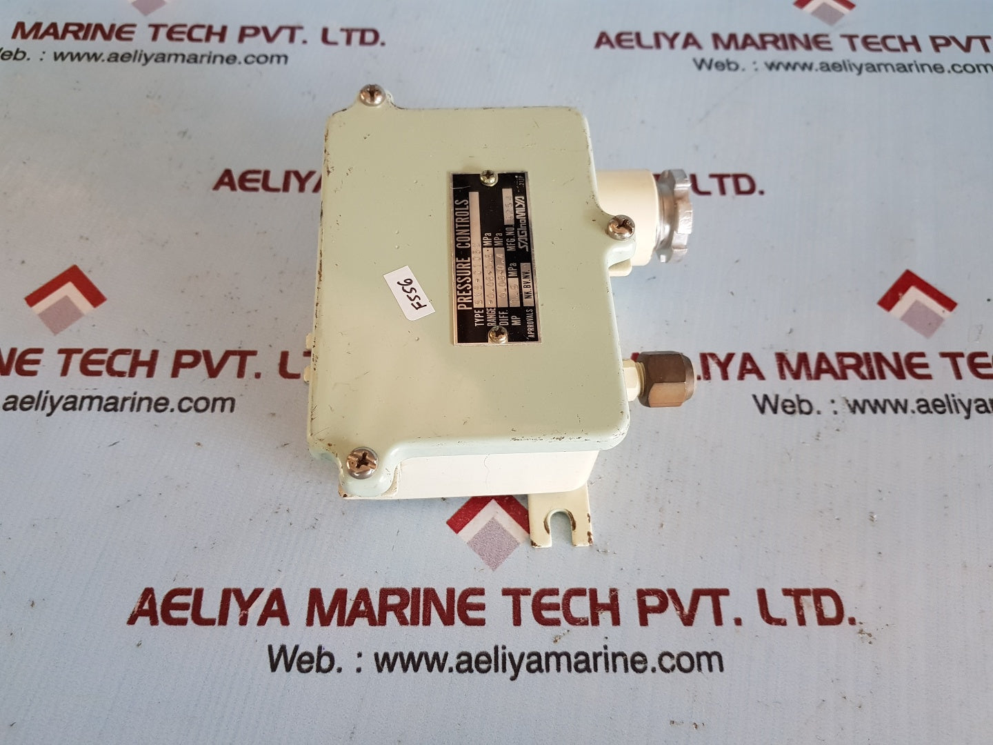 Saginomiya sns-c106w pressure controls