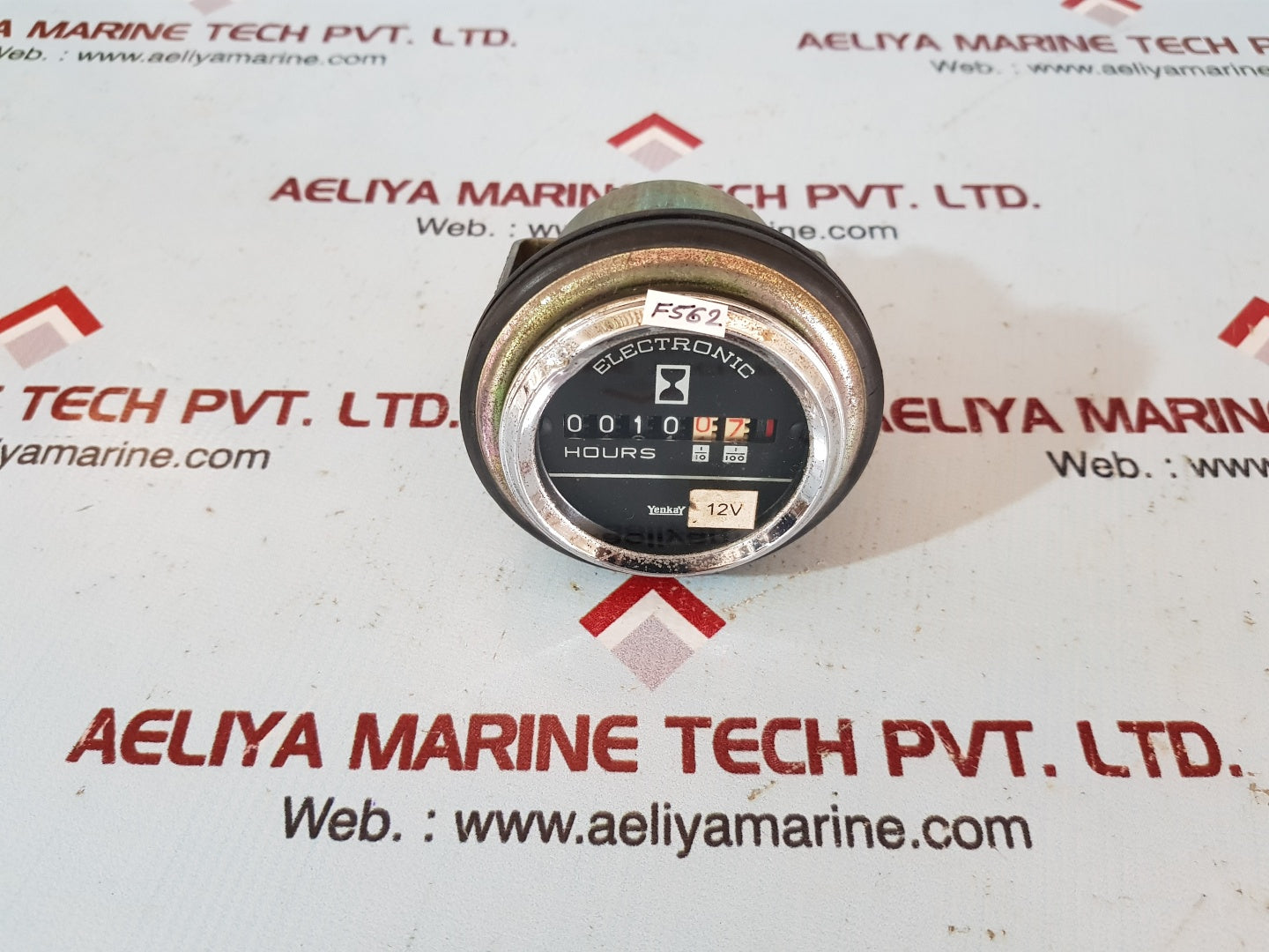 Yenkay 12v electronic houe meter