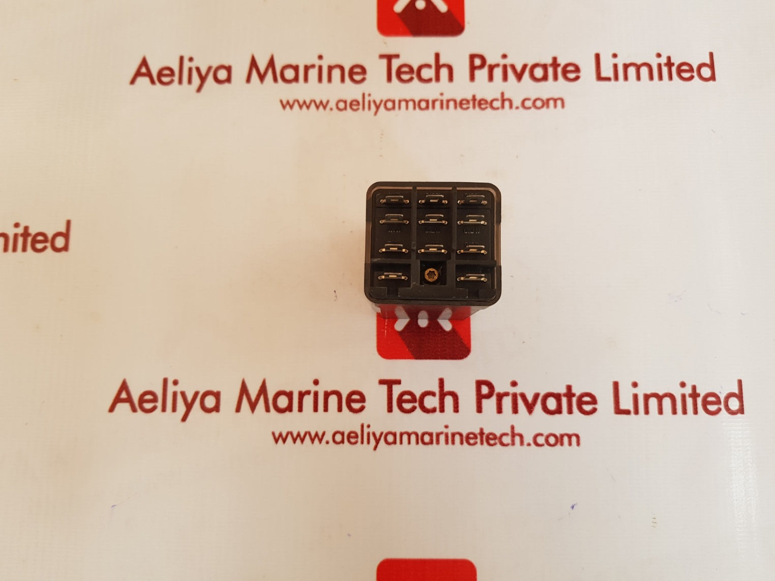 Schrack rm702024 24v power relay