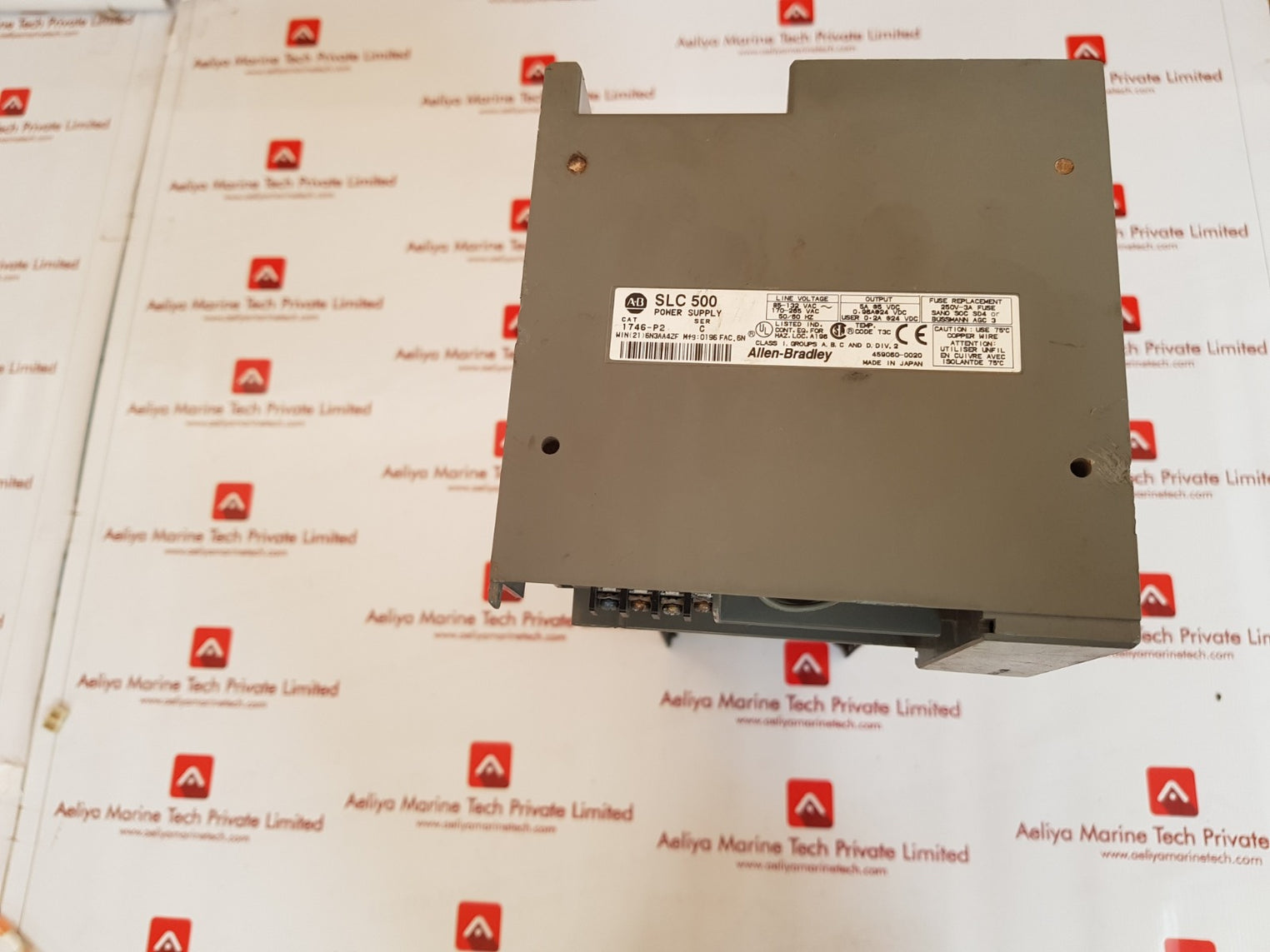 Allen-bradley 1746-p2 ser.c slc 500output module