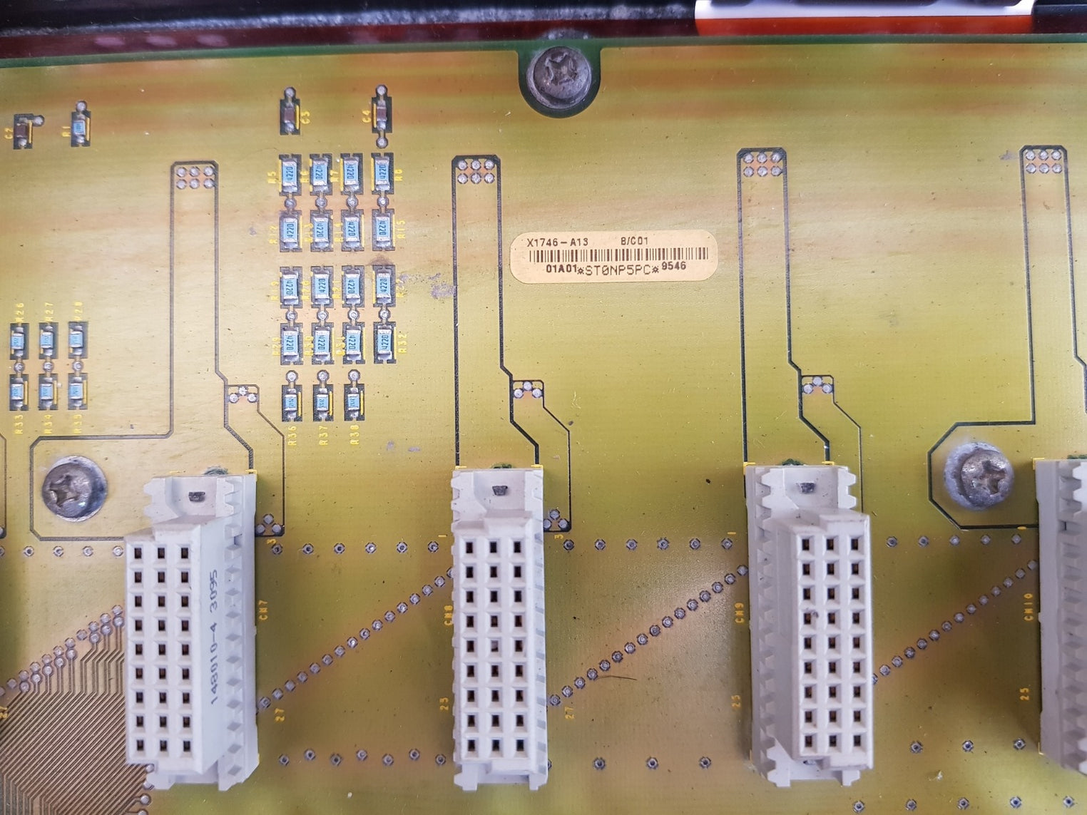Allen-bradley 1746-p2 ser.c slc 500output module
